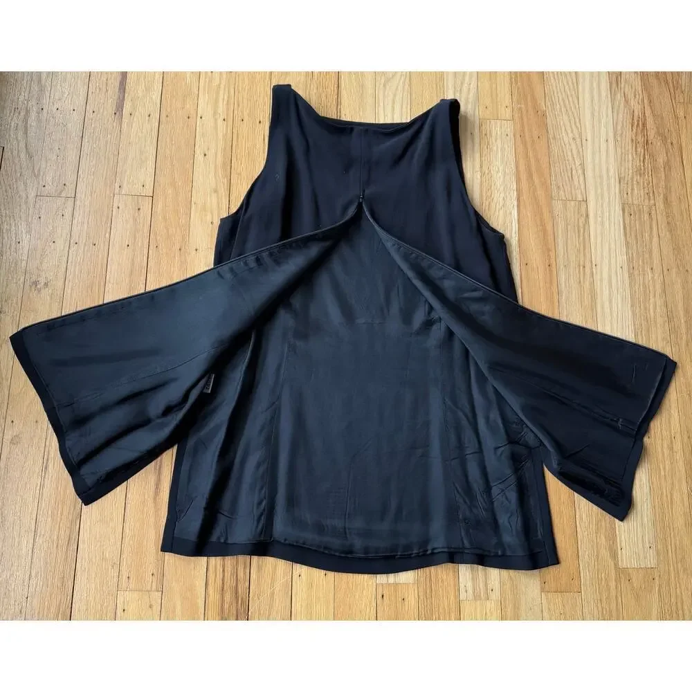 Ann Taylor Black Sleeveless Crepe Knit Tunic Shell Size 6 Classic Office Work